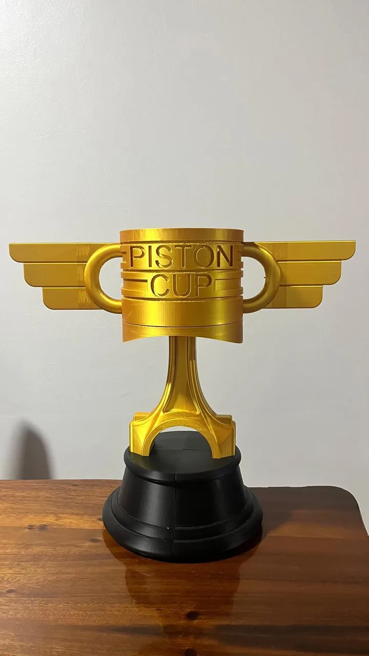 Copa Pistón personalizable impresa en 3D con nombre
